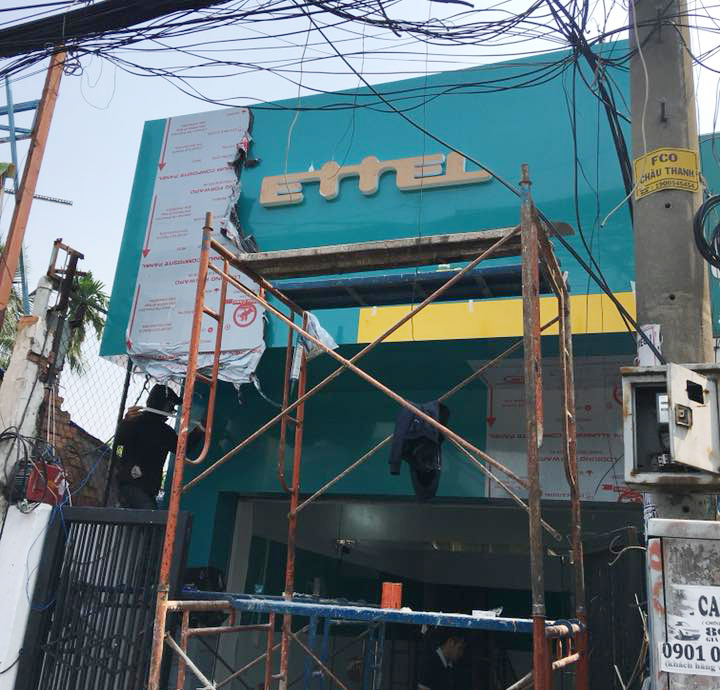 Làm biển hiệu giá rẻ tại HCM